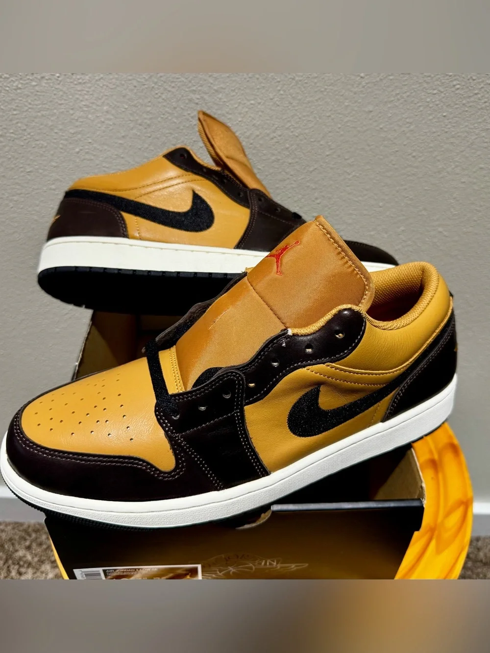 Jordan 1 Low SE Size 12